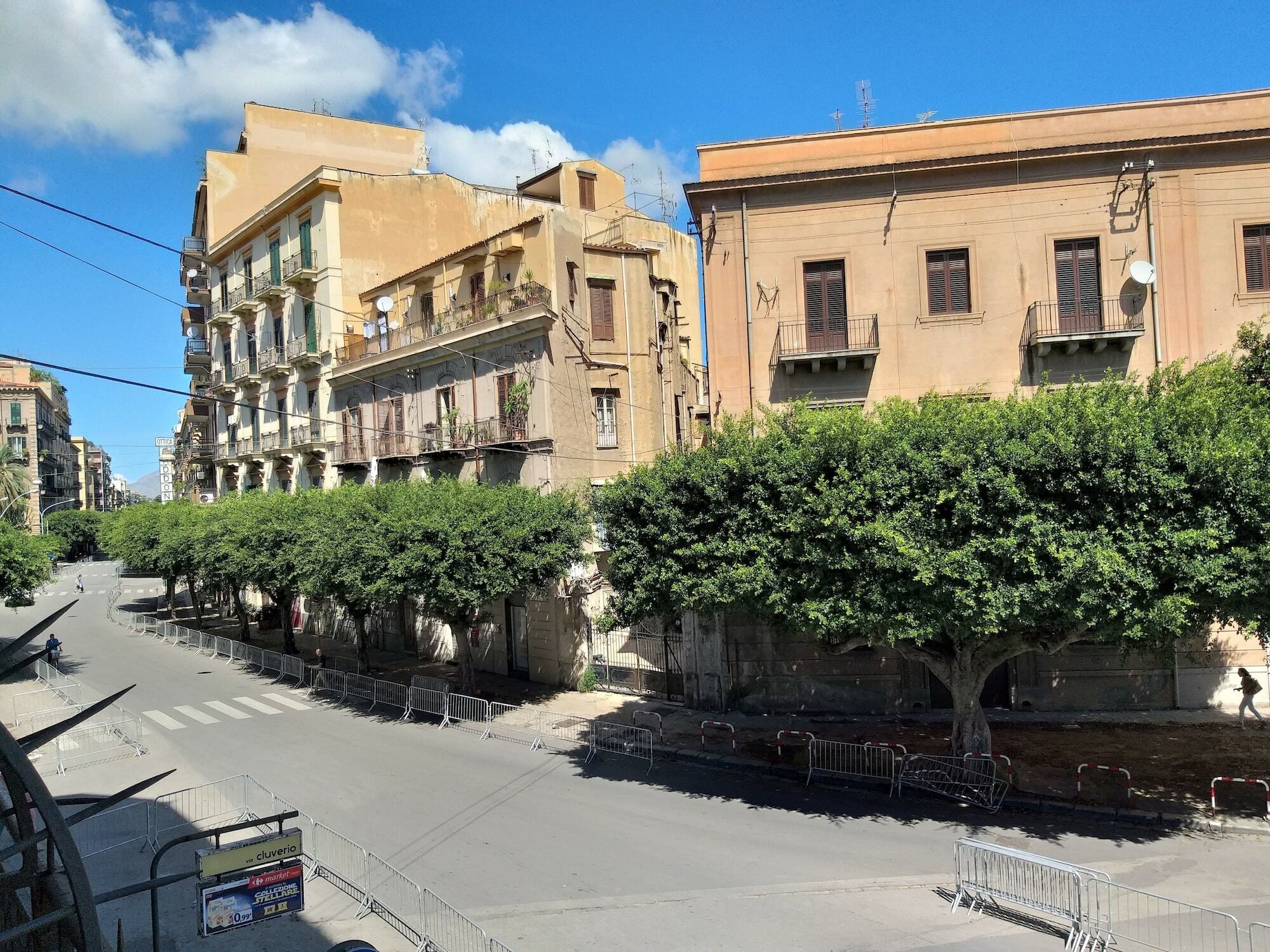 Dimora Centrowell Hotel Palermo Exterior photo